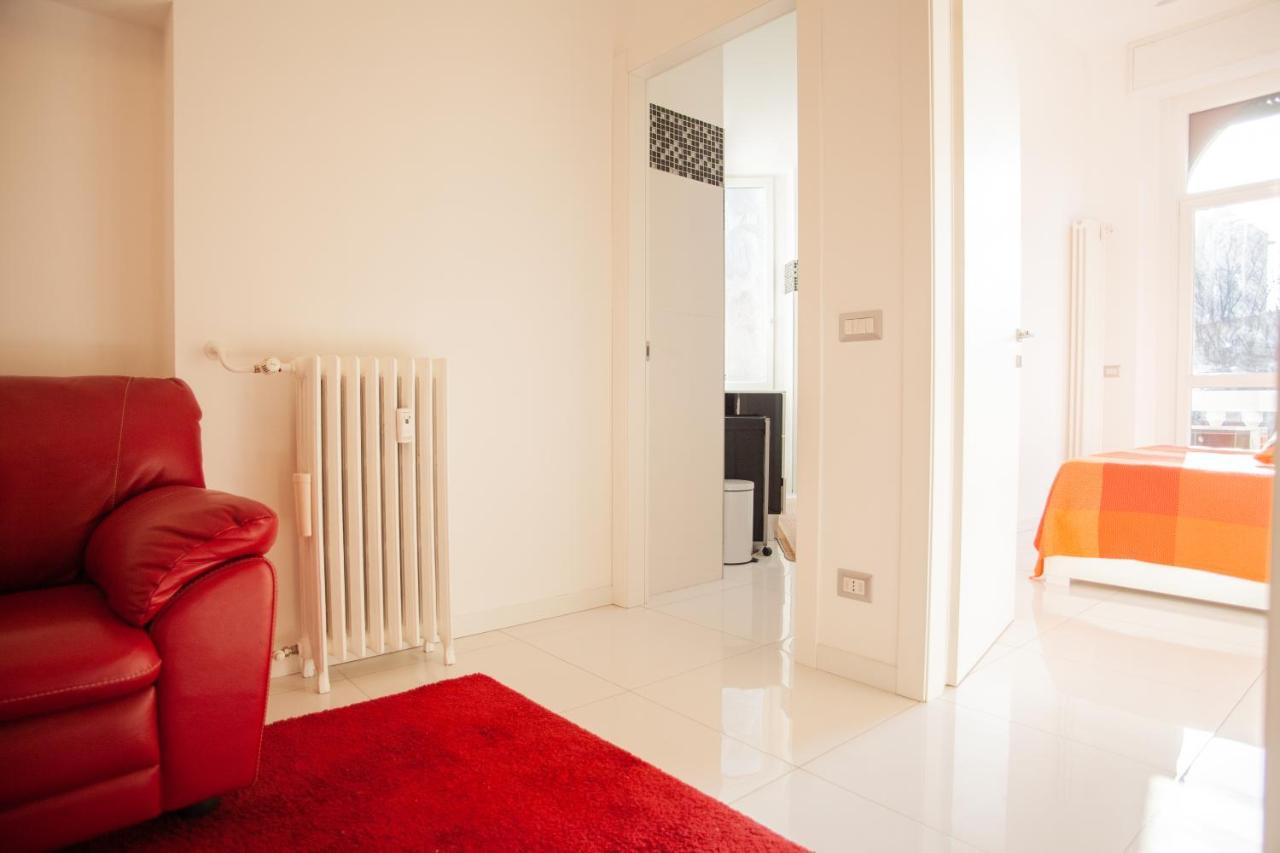 Lambrate Elegant Bright Apartment Milan Exterior photo